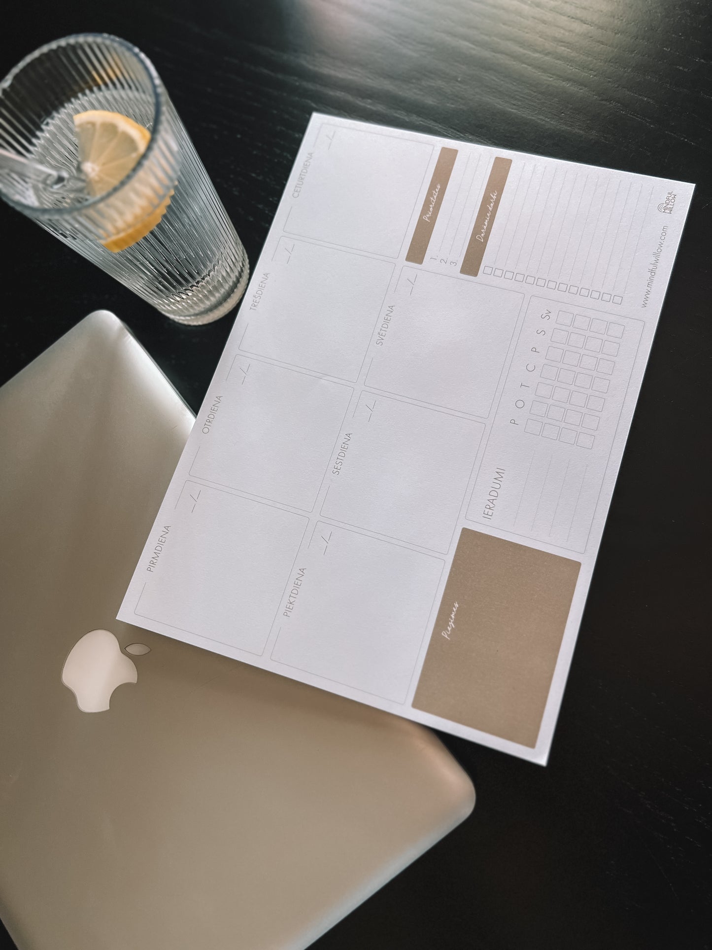 Undated Weekly planner pad - A4, 52 pages