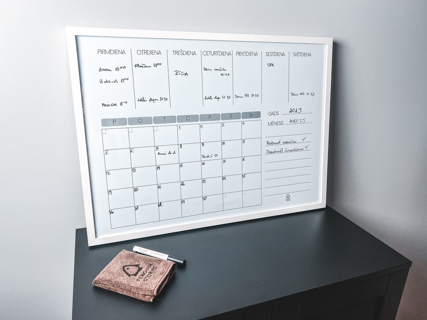 Framed acrylic planner 50 x 70 cm